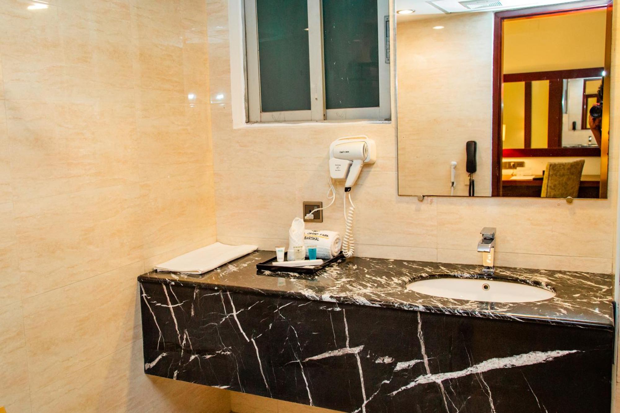 Hotel Grand Park Barishal Luaran gambar